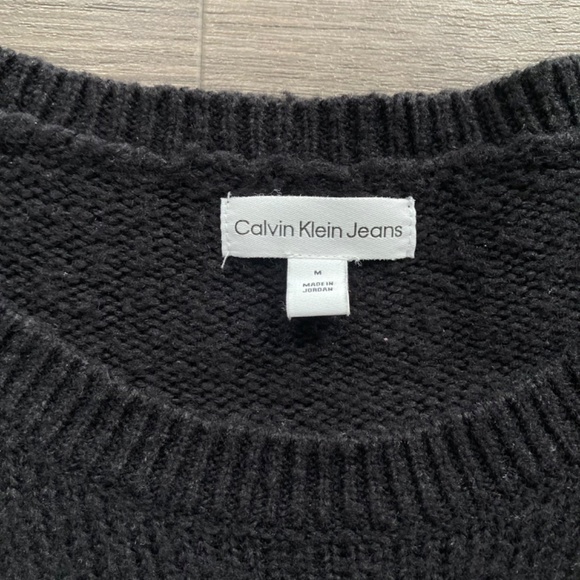 Super soft oversized - Calvin Klein sweater - Size M - Picture 4 of 4